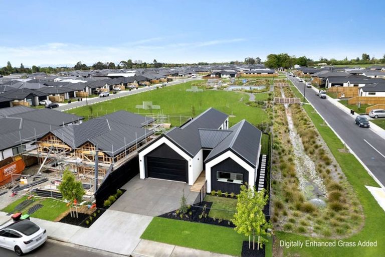 Photo of property in 11 Ellmers Street, Woodend, 7610