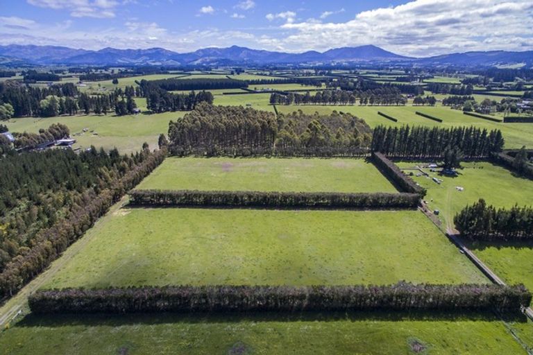 Photo of property in 124 Fishers Road, Loburn, Rangiora, 7473