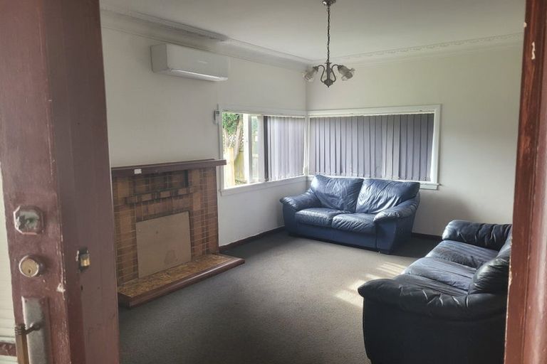 Photo of property in 401 Mount Albert Road, Mount Roskill, Auckland, 1041