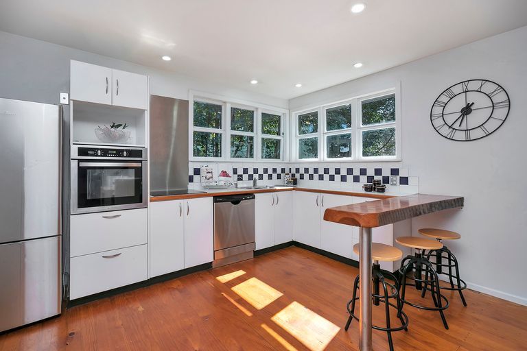 Photo of property in 21 Punga Road, Whenuapai, Auckland, 0618