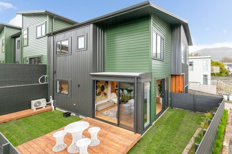 Photo of property in 365b Karori Road, Karori, Wellington, 6012