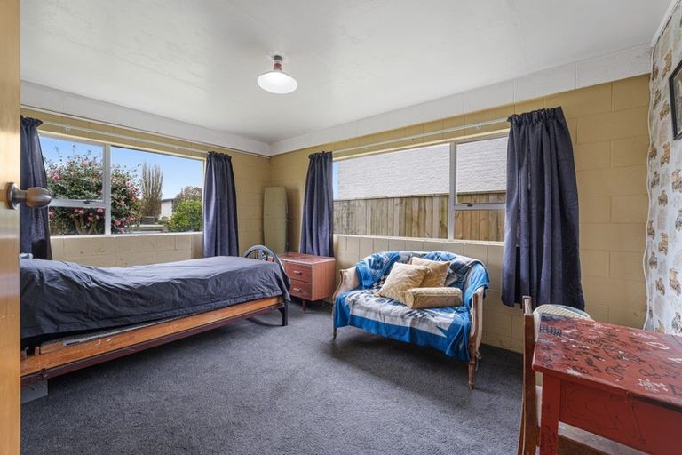 Photo of property in 15 Oberon Street, Stratford, 4332