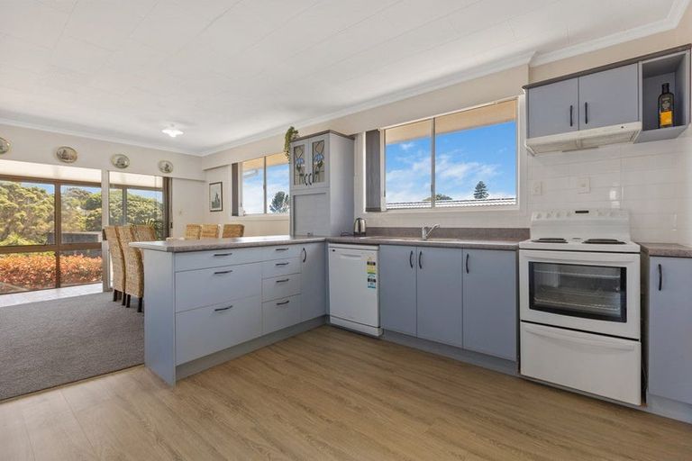 Photo of property in 16 Annandale Street, Lynmouth, New Plymouth, 4310