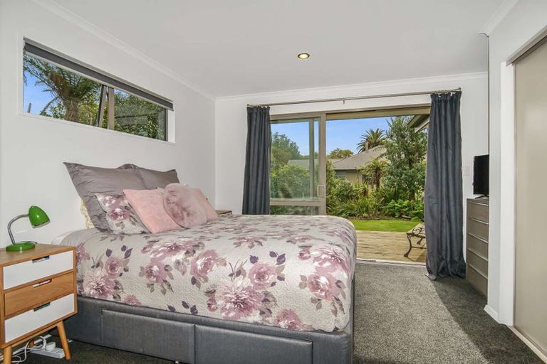 Photo of property in 118 Brougham Street, Westport, 7825