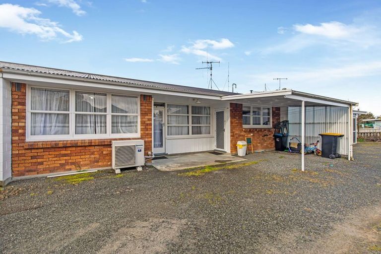 Photo of property in 2/11 Bryce Street, Cambridge, 3434