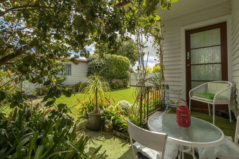 Photo of property in 1/114 Hynds Road, Gate Pa, Tauranga, 3112