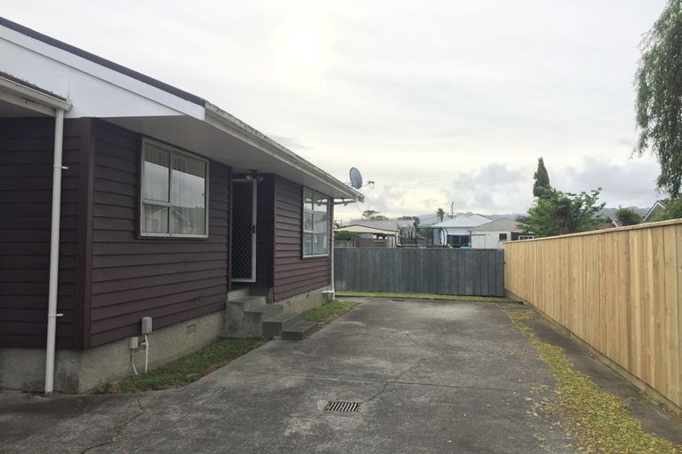 Photo of property in 26b Leighton Avenue, Waiwhetu, Lower Hutt, 5010