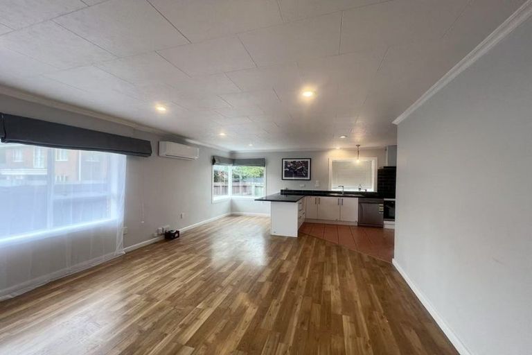 Photo of property in 60 Peer Street, Upper Riccarton, Christchurch, 8041