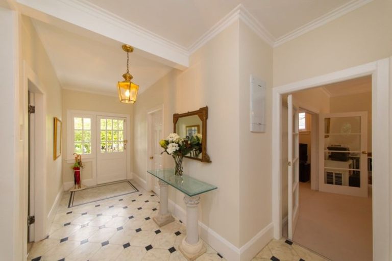 Photo of property in 295 College Street, West End, Palmerston North, 4410