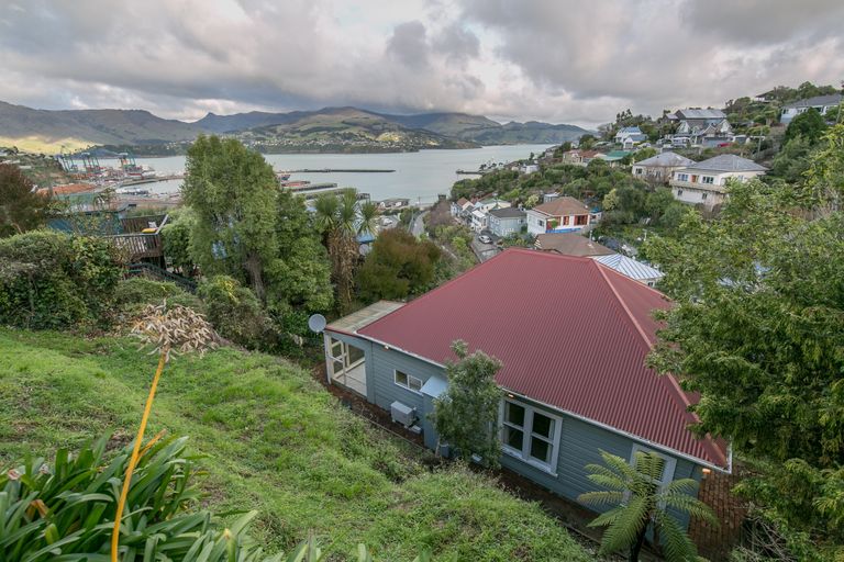 Photo of property in 37a Jacksons Road, Lyttelton, 8082
