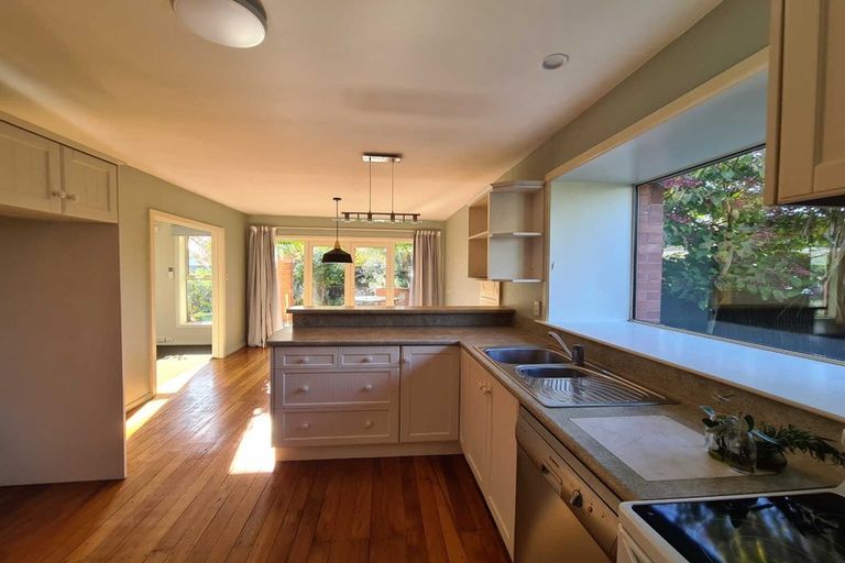 Photo of property in 7 Kingsgate Place, Burnside, Christchurch, 8053