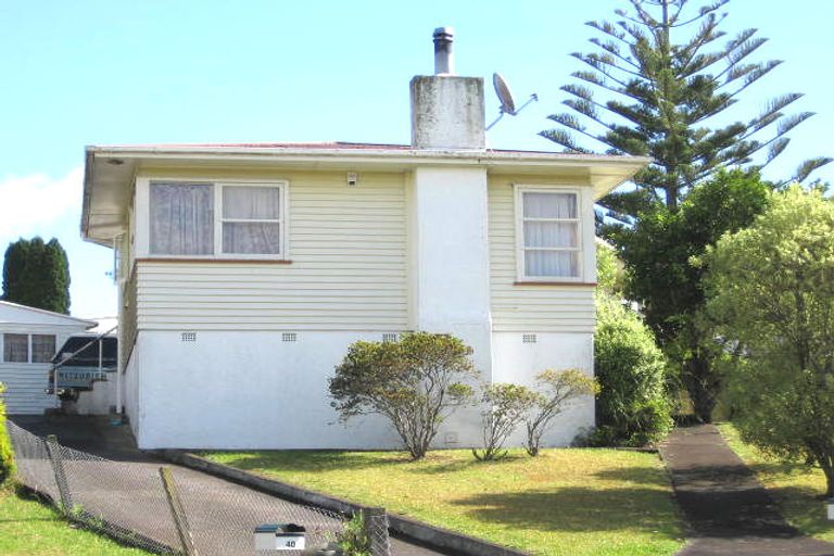 Photo of property in 42 Glendene Avenue, Glendene, Auckland, 0602