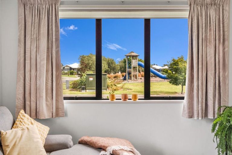 Photo of property in 10 Clanfield Way, Rolleston, 7615