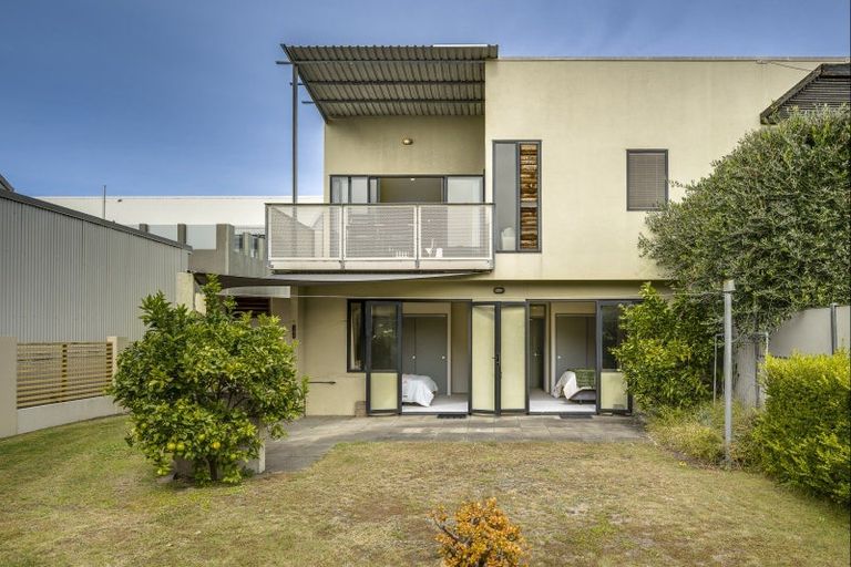 Photo of property in 17 Barry Street, Ahuriri, Napier, 4110