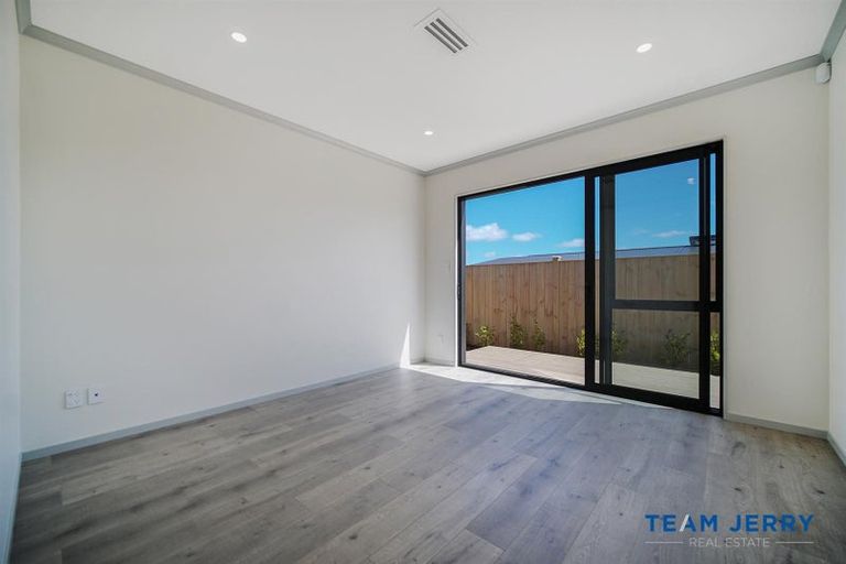 Photo of property in 7 Kauitara Lane, Karaka, 2113