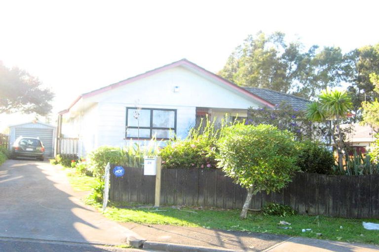 Photo of property in 28 Southview Place, Wattle Downs, Auckland, 2102