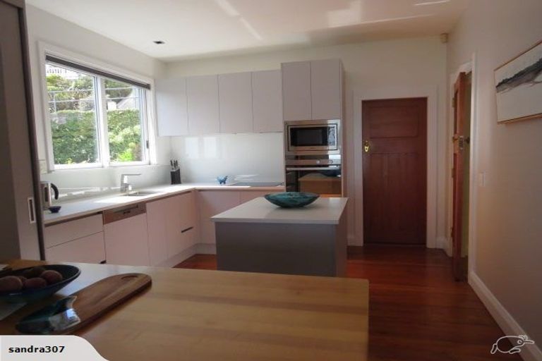 Photo of property in 28 Victoria Road, Stepneyville, Nelson, 7010