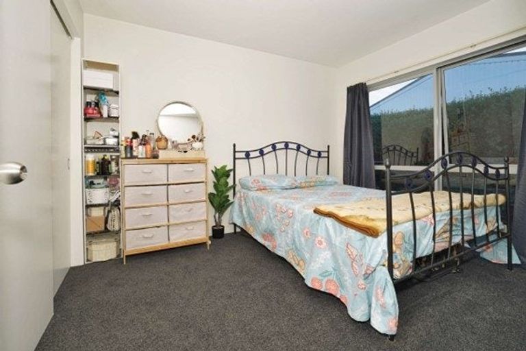 Photo of property in 1/18 Lorne Street, Melville, Hamilton, 3206