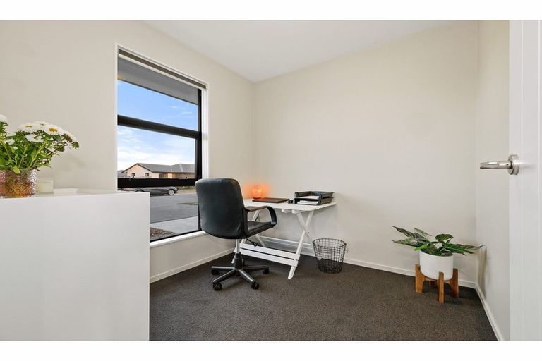 Photo of property in 69 Strauss Drive, Rolleston, 7614