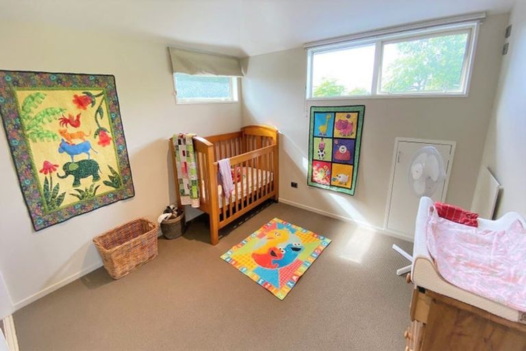 Photo of property in 4 Guinness Crescent, Ilam, Christchurch, 8041