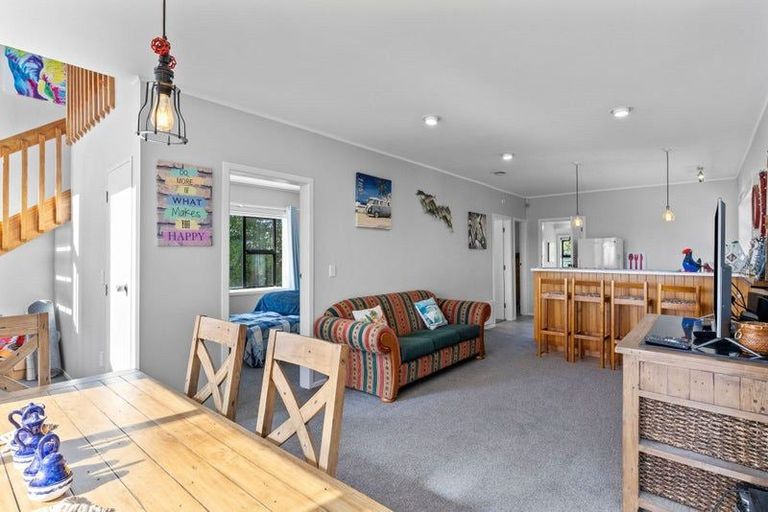 Photo of property in 105 Rua Avenue, Waitarere Beach, Levin, 5510