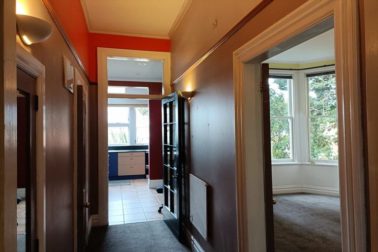 Photo of property in 34 Talavera Terrace, Kelburn, Wellington, 6012