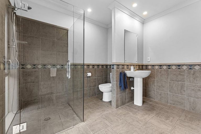 Photo of property in 66 Shelter Drive, Greenhithe, Auckland, 0632