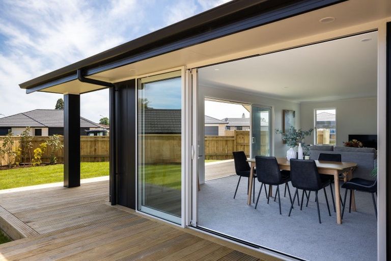 Photo of property in 31 Aratapu Street, Waitara, 4320