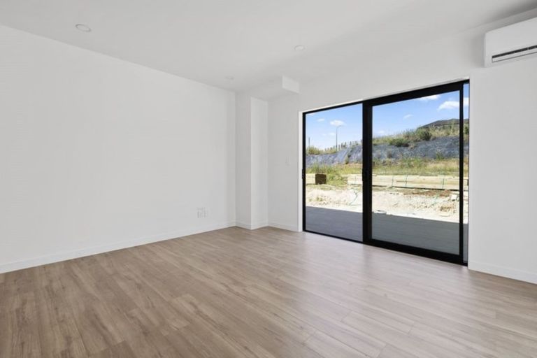 Photo of property in 9 Waka Street, Albany Heights, Auckland, 0632