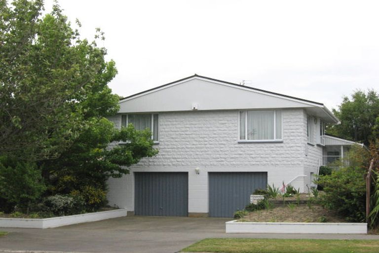 Photo of property in 60 Nortons Road, Avonhead, Christchurch, 8042