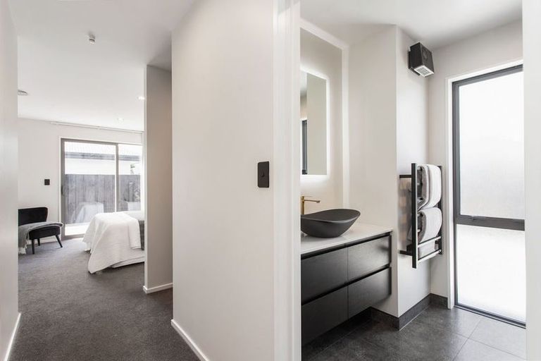 Photo of property in 408a Bower Avenue, Parklands, Christchurch, 8083