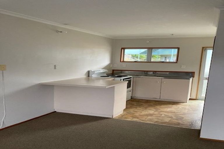 Photo of property in 22 Shortland Street, Regent, Whangarei, 0112