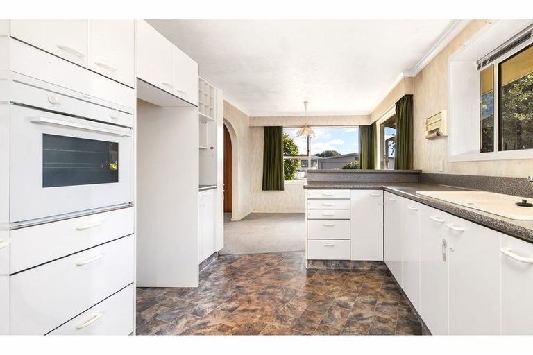 Photo of property in 24 Palmers Road, New Brighton, Christchurch, 8083