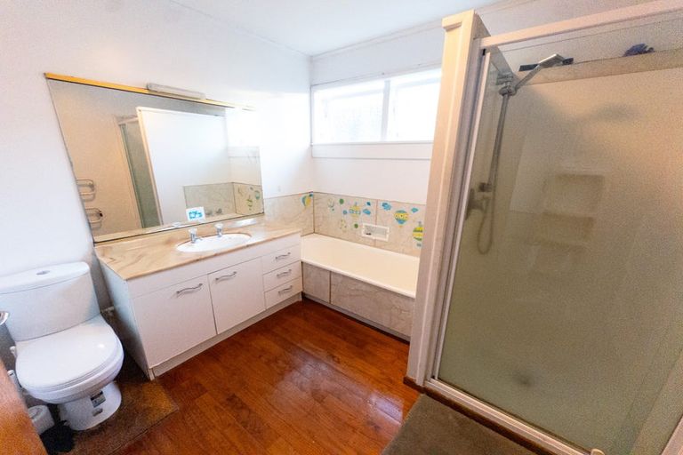 Photo of property in 135 Moore Street, Hillcrest, Auckland, 0627