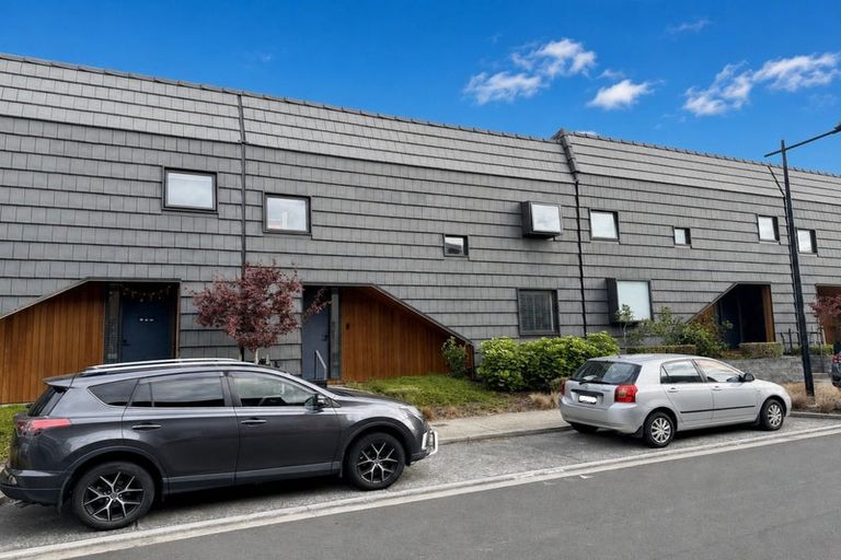 Photo of property in 8 Kotuitui Street, Manukau, Auckland, 2104