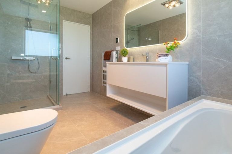 Photo of property in 104 Arran Point Parade, Orewa, 0931