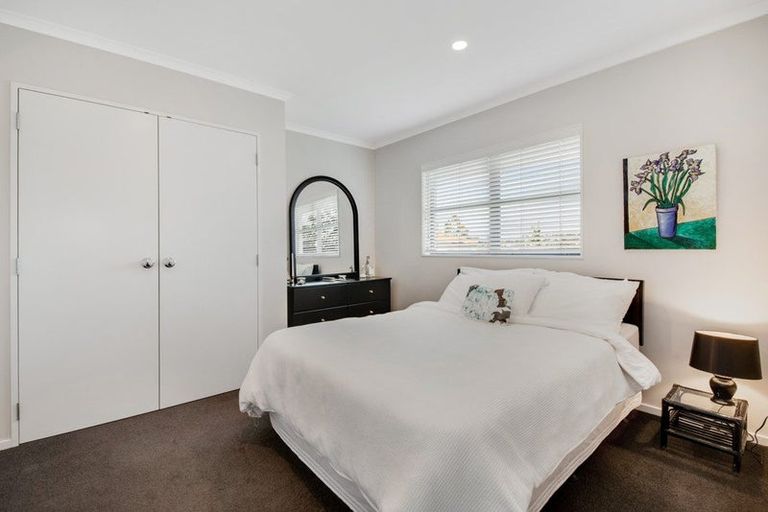 Photo of property in 62 Gulf View Road, Murrays Bay, Auckland, 0630