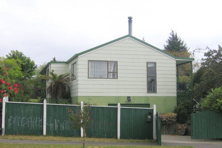 Photo of property in 14 Ferney Place, Richmond Heights, Taupo, 3330