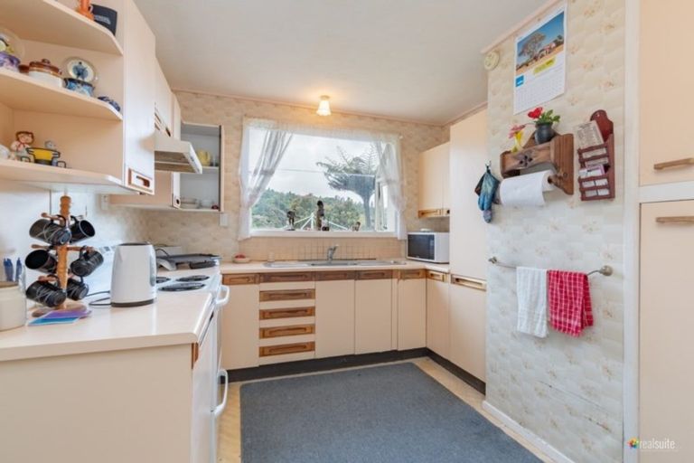 Photo of property in 28 Foster Crescent, Belmont, Lower Hutt, 5010