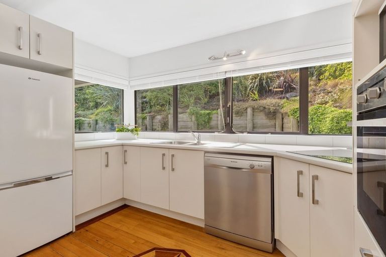 Photo of property in 21 Homewood Place, Chatswood, Auckland, 0626