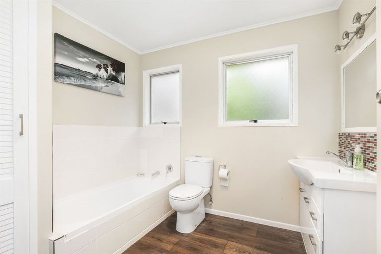 Photo of property in 87 Pohutukawa Drive, Pukete, Hamilton, 3200