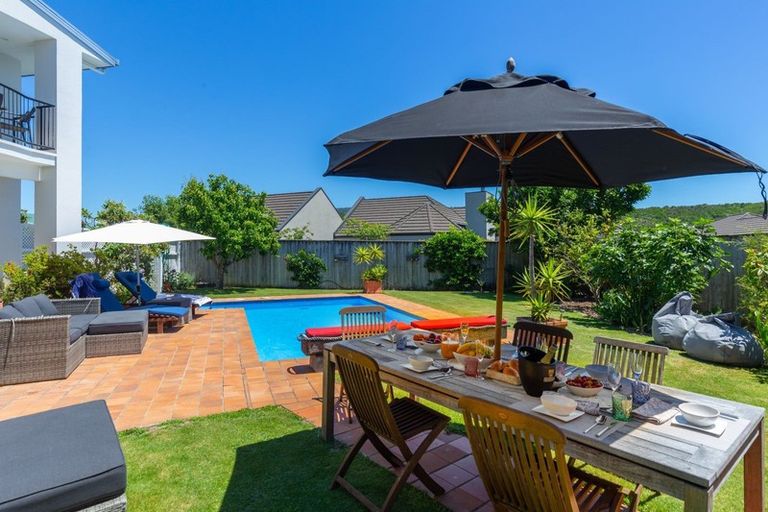 Photo of property in 12 Ranui Street, Waikawa, Picton, 7220