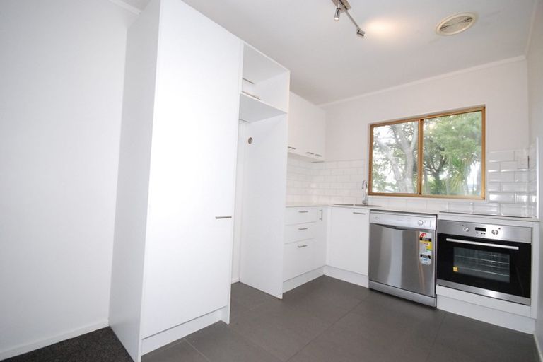 Photo of property in 1d/88 Aroha Avenue, Sandringham, Auckland, 1025