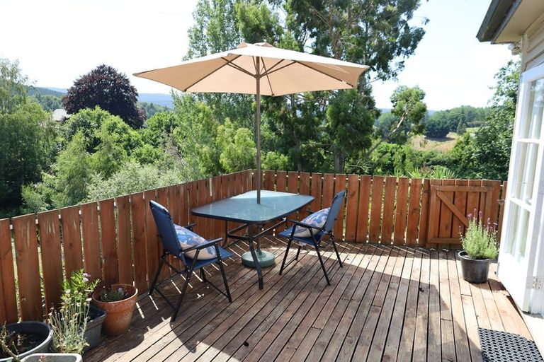 Photo of property in 35 Peel Street, Lawrence, 9532