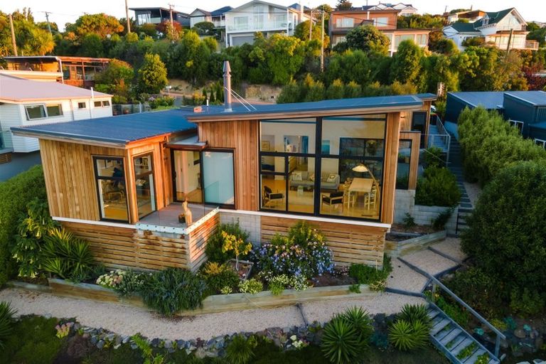 Photo of property in 45 Saint Andrews Hill Road, Mount Pleasant, Christchurch, 8081