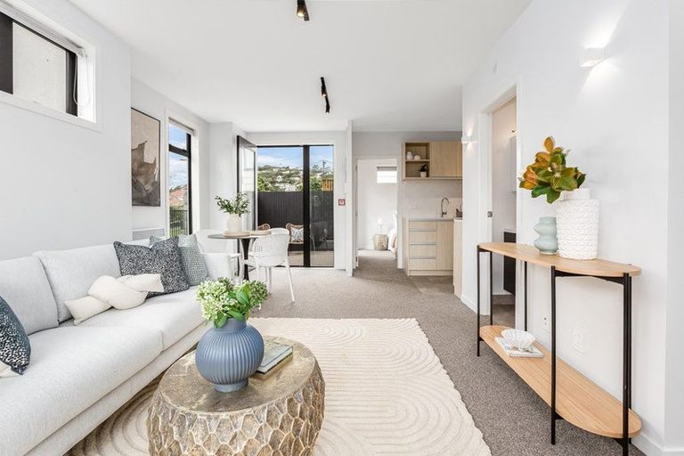 Photo of property in 1/2 Hindmarsh Street, Johnsonville, Wellington, 6037