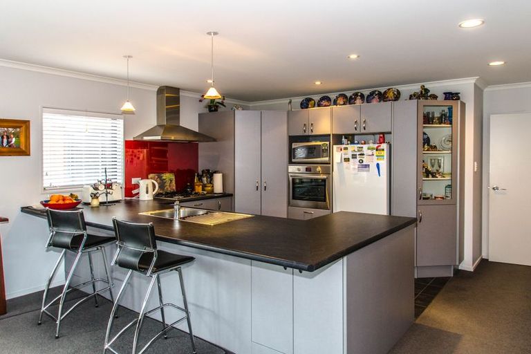 Photo of property in 1 Holyport Close, Fairfield, Dunedin, 9018