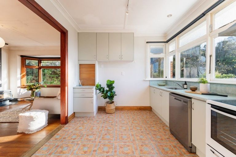 Photo of property in 10 Orbell Street, Dalmore, Dunedin, 9010