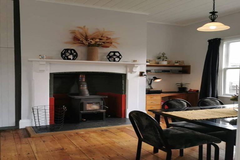 Photo of property in 37 Grey Street, Marton, 4710