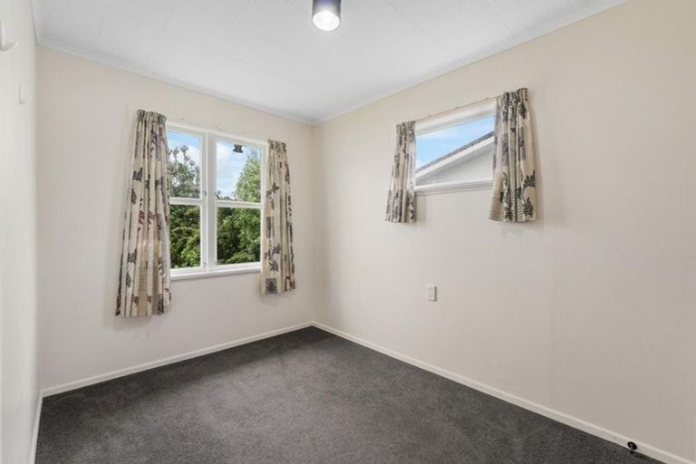 Photo of property in 9 Armagh Street, Levin, 5510